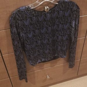 Long sleeve crop top